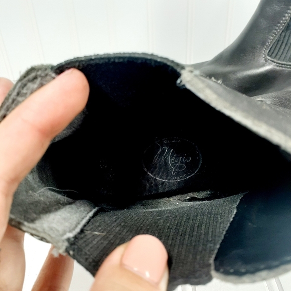 Megis Black Heeled Ankle Boots - Picture 7 of 10